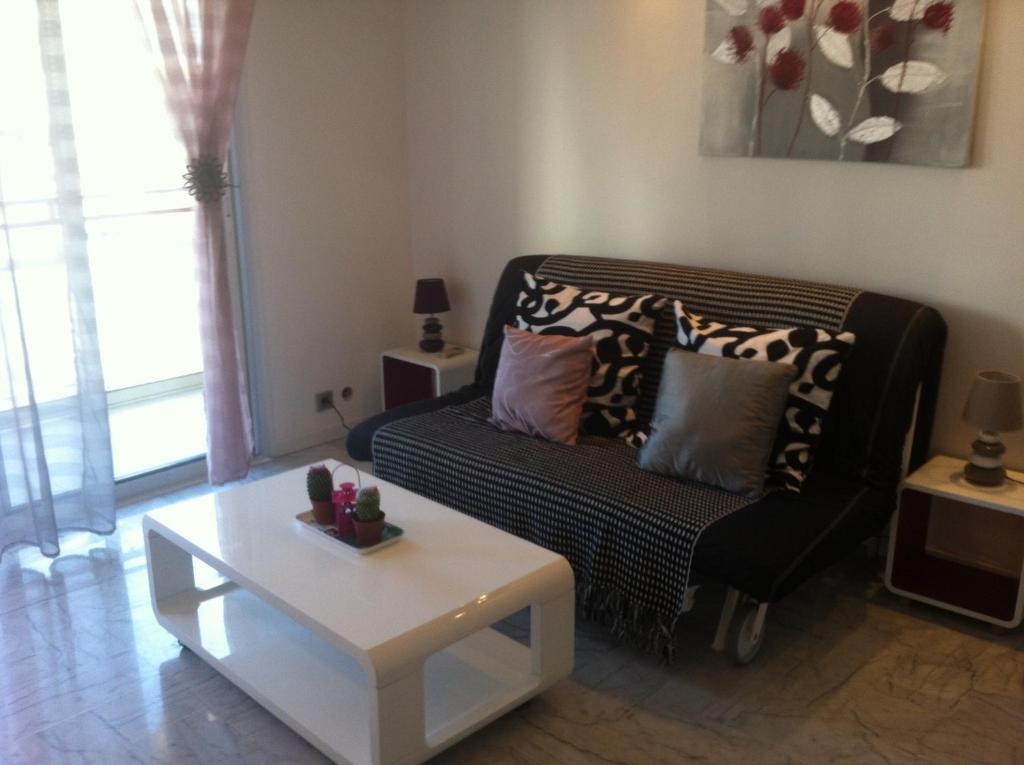 Appartement Les Palmiers Juan-les-Pins Buitenkant foto